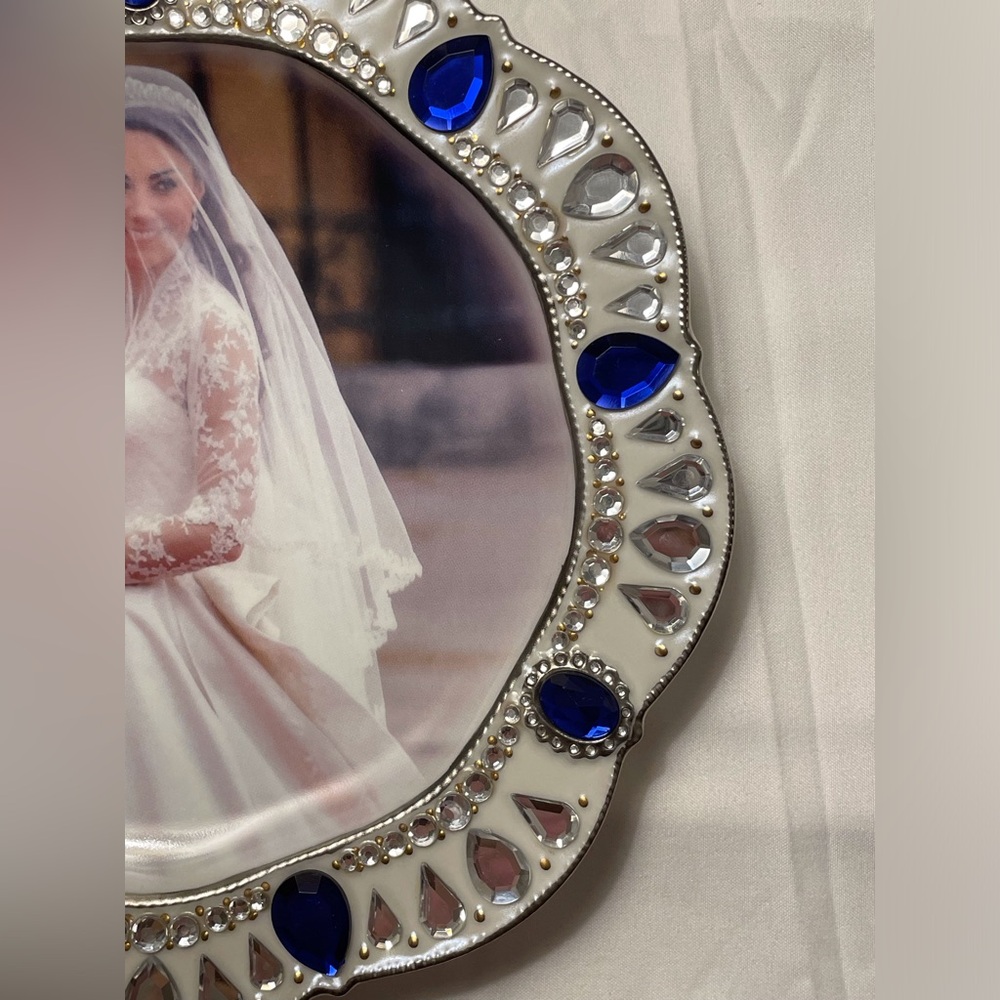 Bradford Exchange A Royal Bride Kate Middleton Plate - Picture 7 of 11